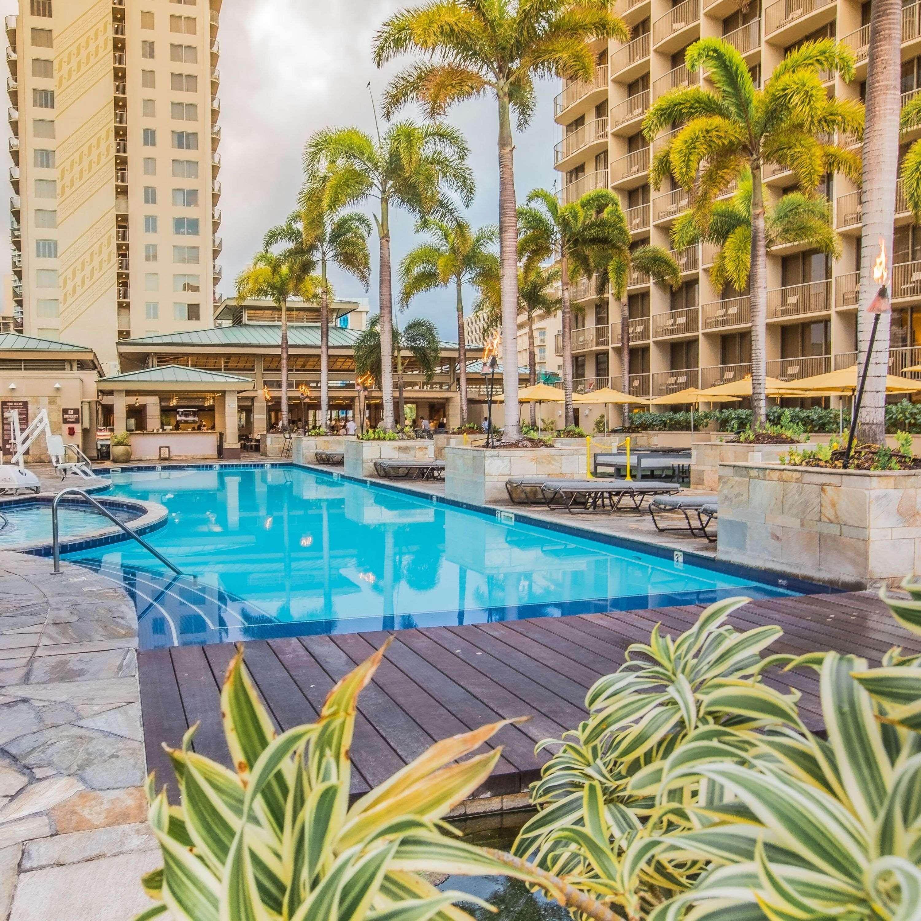 Embassy Suites By Hilton Waikiki Beach Walk Honolulu Exterior foto